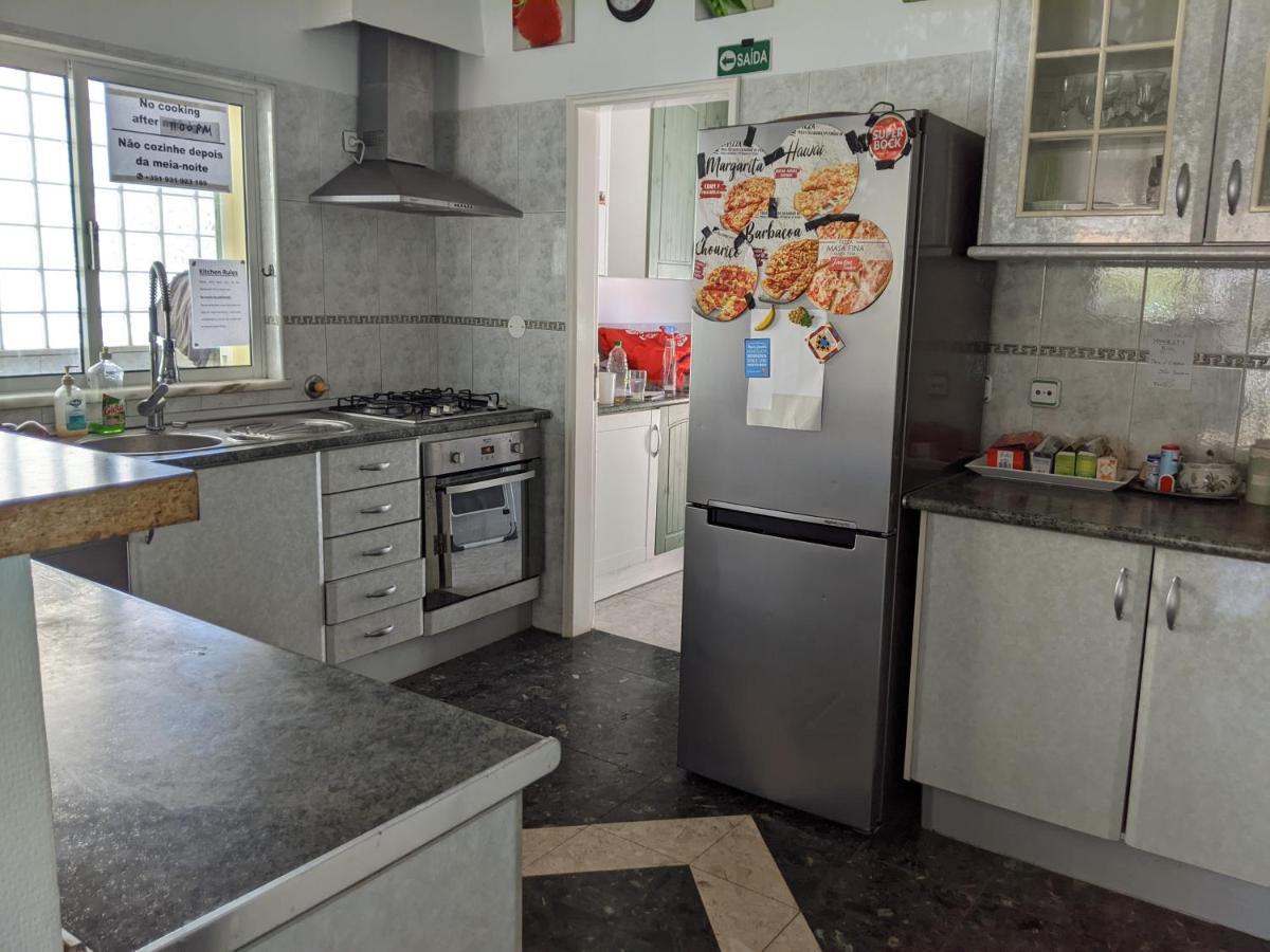 Dolphin House Hostel Фару Экстерьер фото