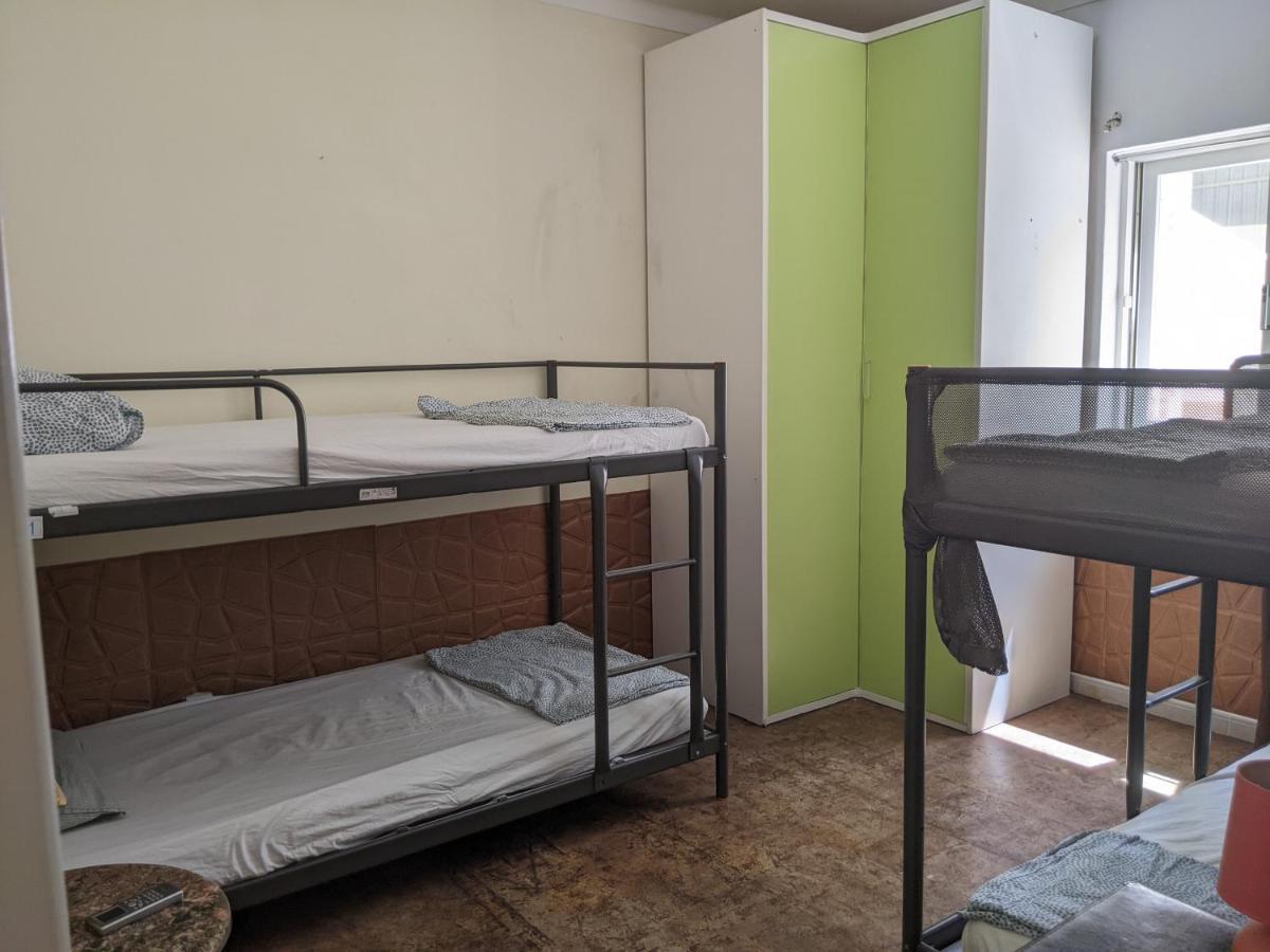 Dolphin House Hostel Фару Экстерьер фото