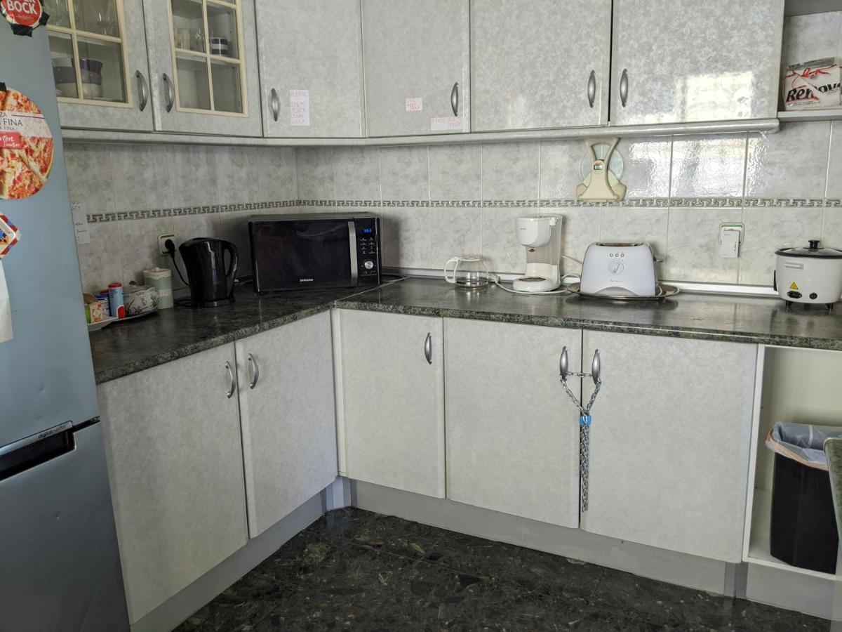 Dolphin House Hostel Фару Экстерьер фото