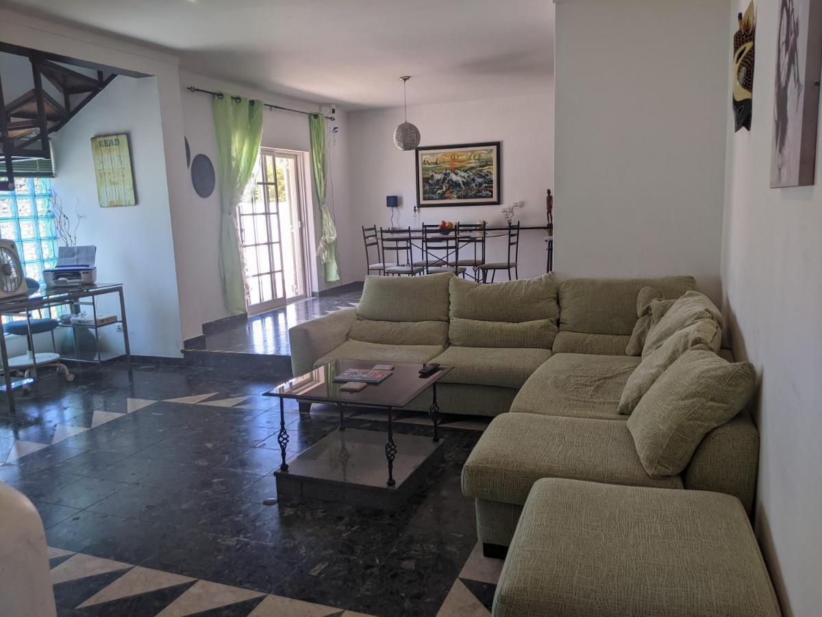 Dolphin House Hostel Фару Экстерьер фото